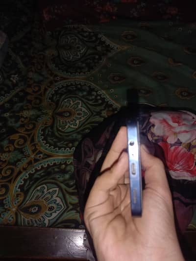 JISS NA LANA HA BASS VO HY CALLL KARA