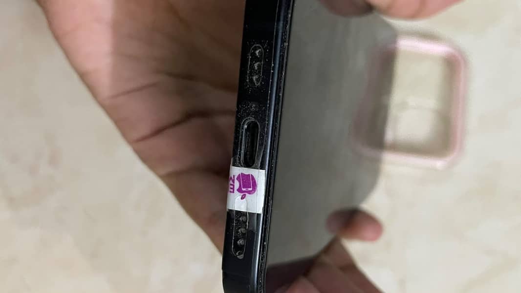 Apple iPhone 15 3