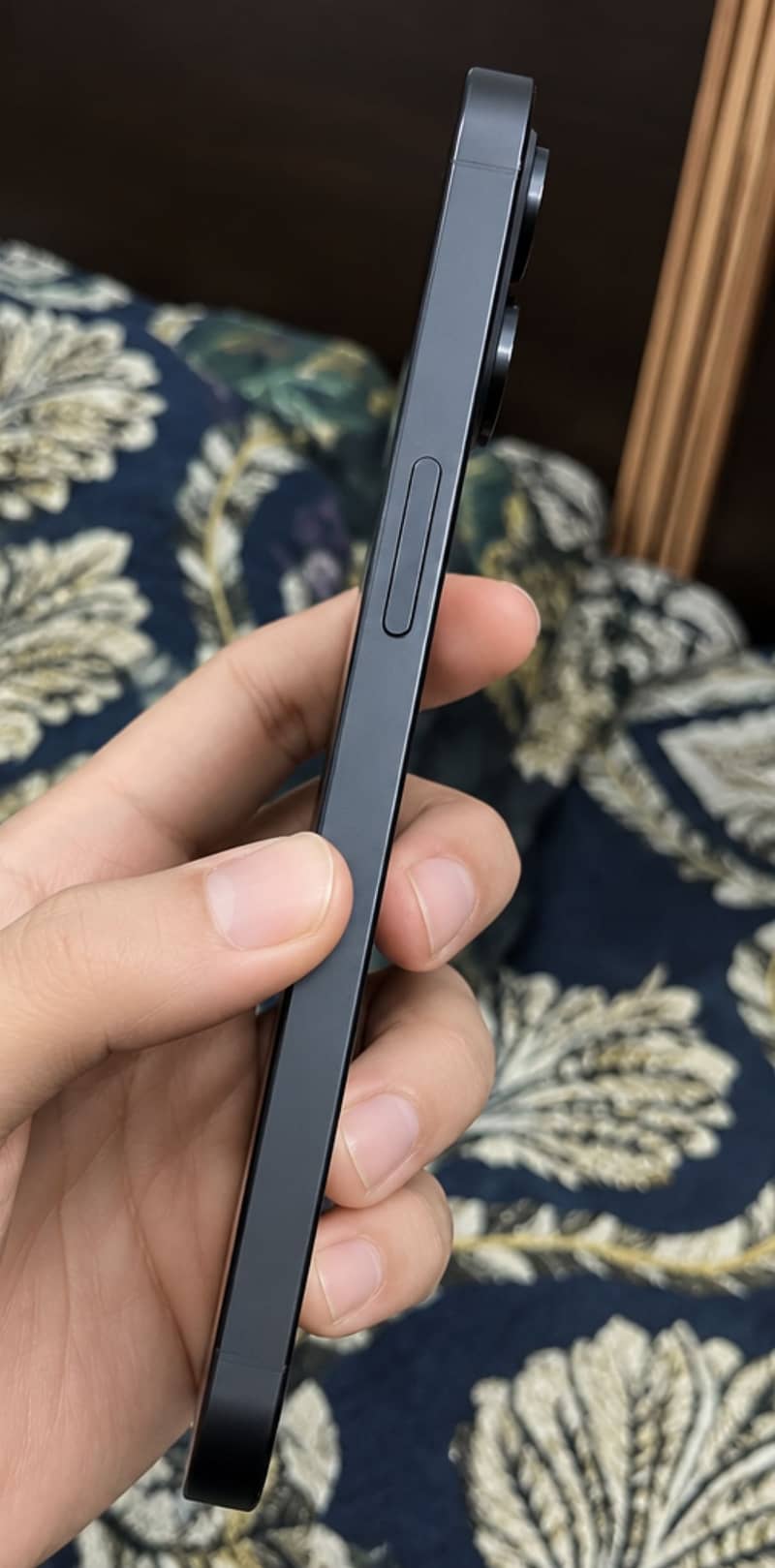 Apple iPhone 14 Pro Max 1