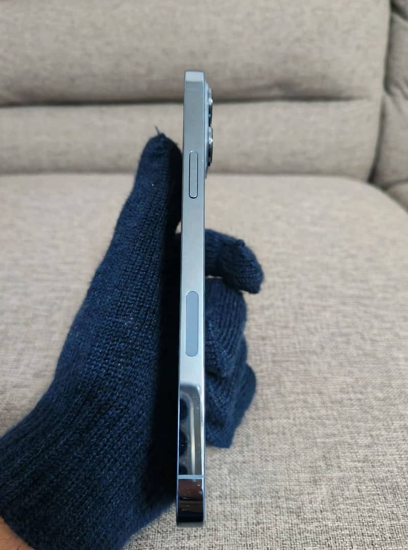 Apple iPhone 13 Pro Max 5