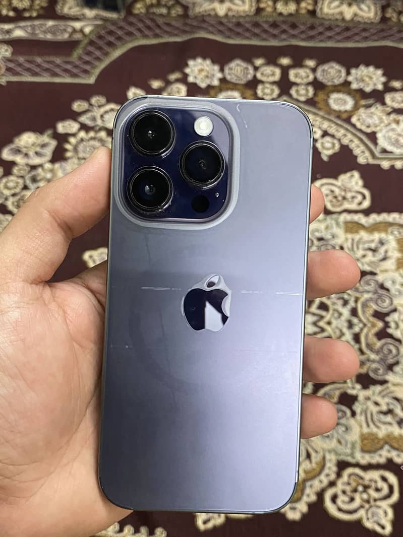 Apple iPhone 14 Pro 0