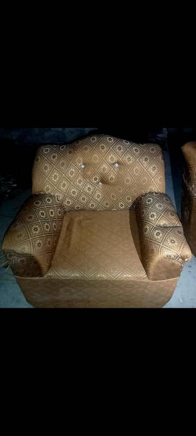 Six seater Sofa set in Best Condition or reasonable price.