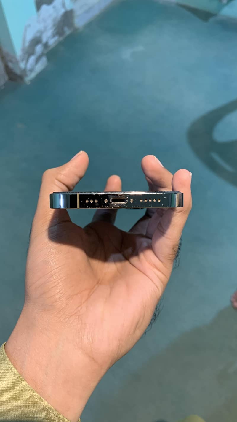 Apple iPhone 14 Pro 7