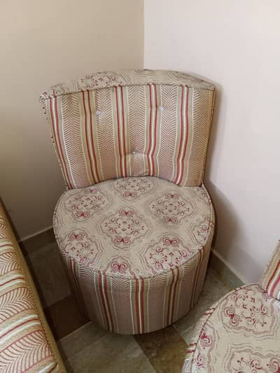 13 seater sofa set one table