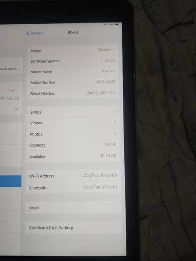Ipad Air 1. not much used. look new