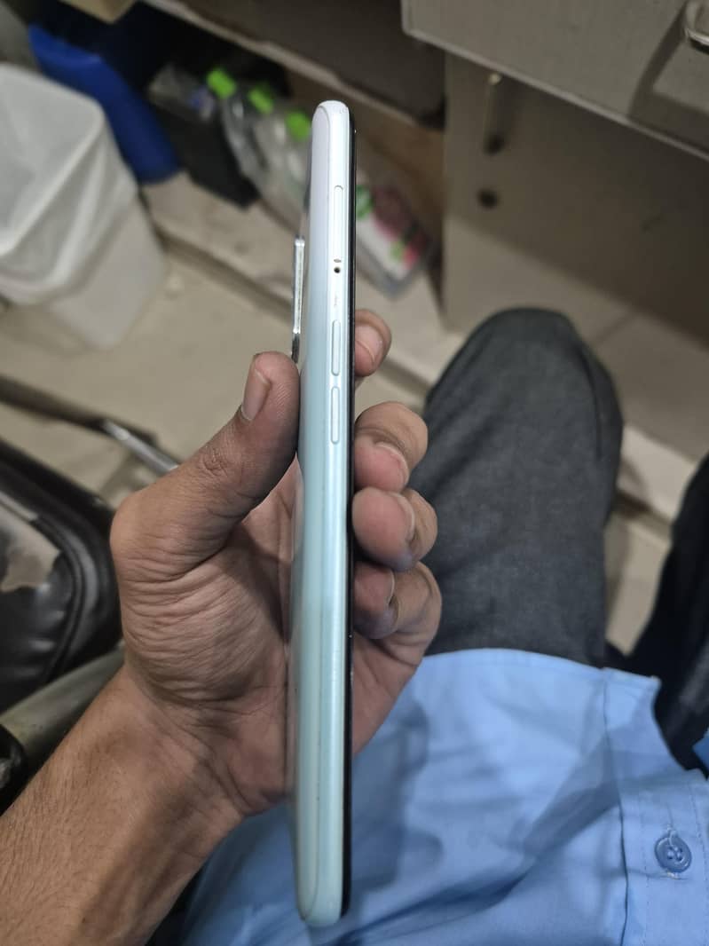 OPPO A52 3