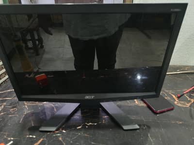 Acer 15.6 inch lcd 9/10 condition