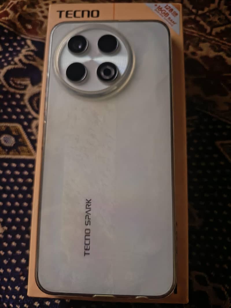 Tecno SPARK 30 Pro 1