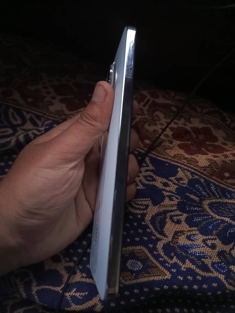 Tecno SPARK 30 Pro 2