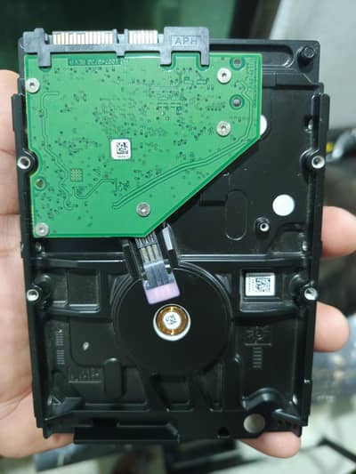 1 tb harddisk 100 percent health slightly used