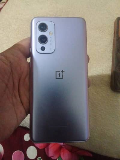 One Plus 9 5g 128/16gb