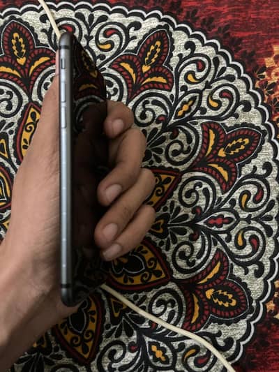 Apple iPhone 8