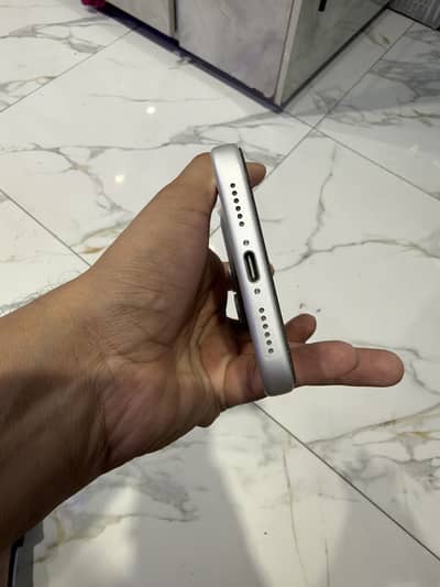 iPhone 17 Pro Max 256GB Silver – PTA Approved