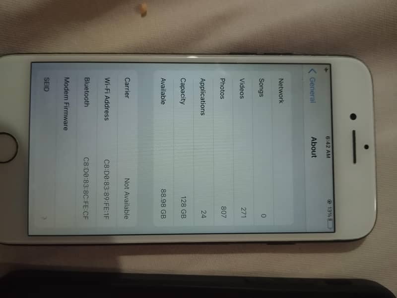 Apple iPhone 7 4