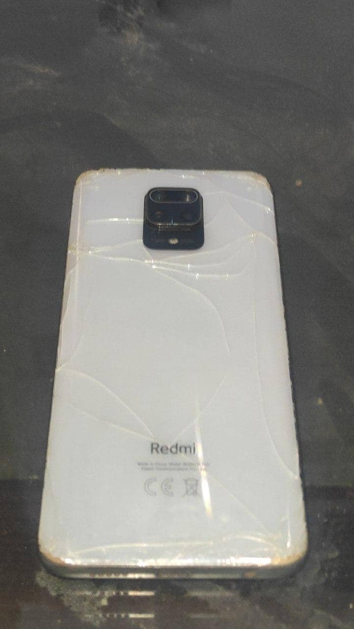Xiaomi Redmi Note 9S 0