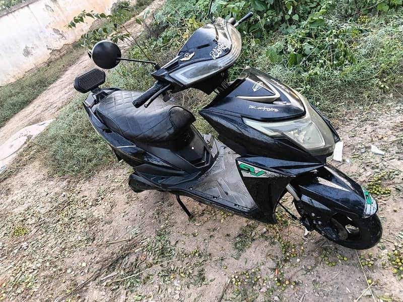 yj azadi model 3