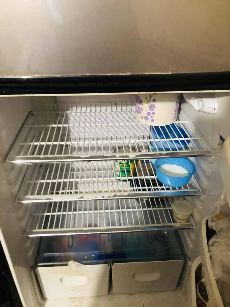 Orient Refrigerator 1