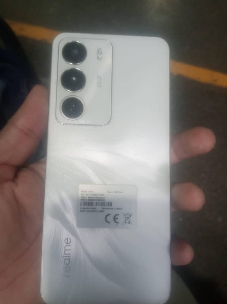 Realme C71 1