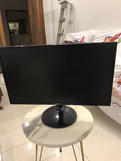 MONITOR   S24F350FH   SAMSUG