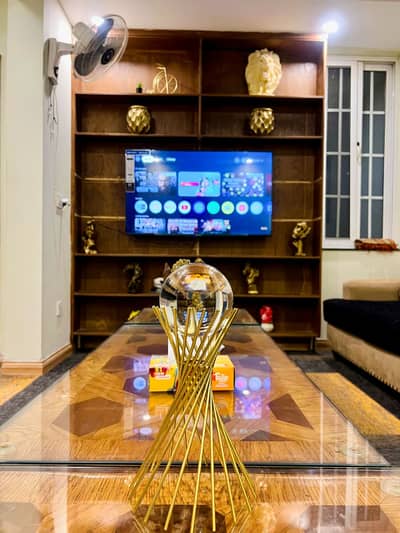 Par day apartment available f11 Islamabad family apartment available