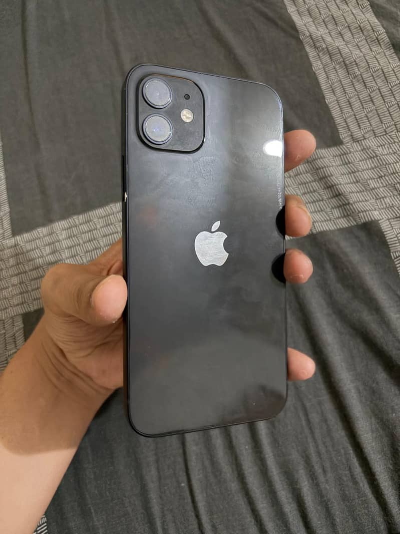 Apple iPhone 12 5