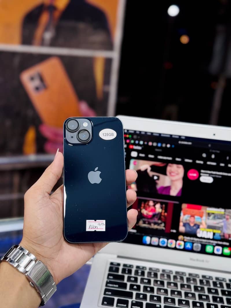 Apple iPhone 14 0