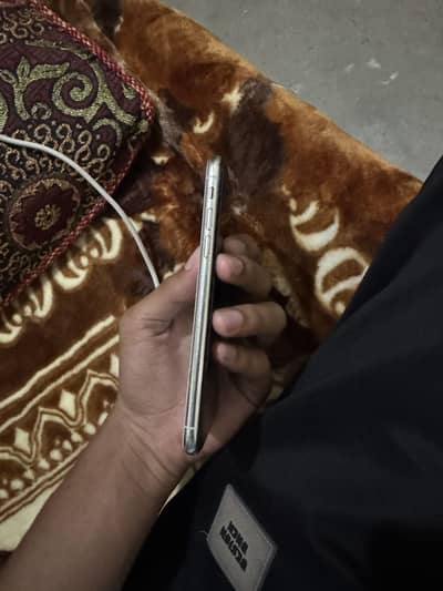 Apple iPhone XS