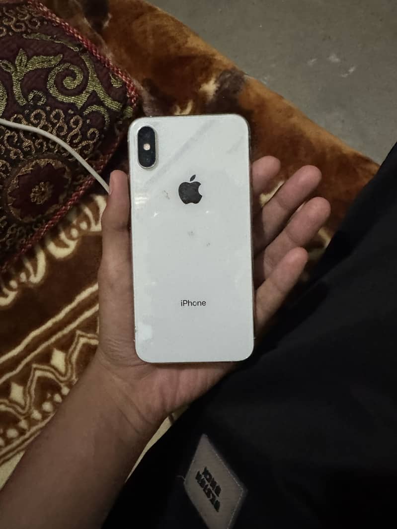 Apple iPhone XS 5