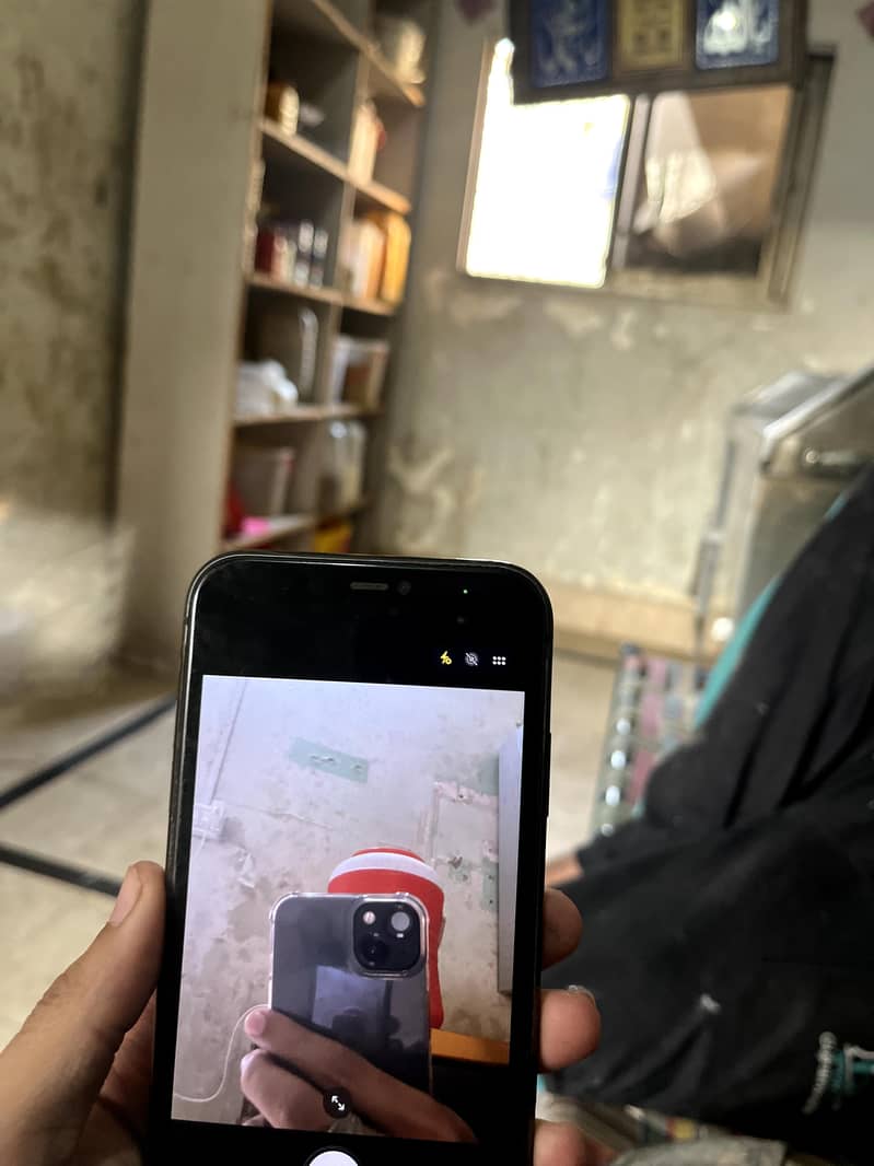 Apple iPhone 11 1