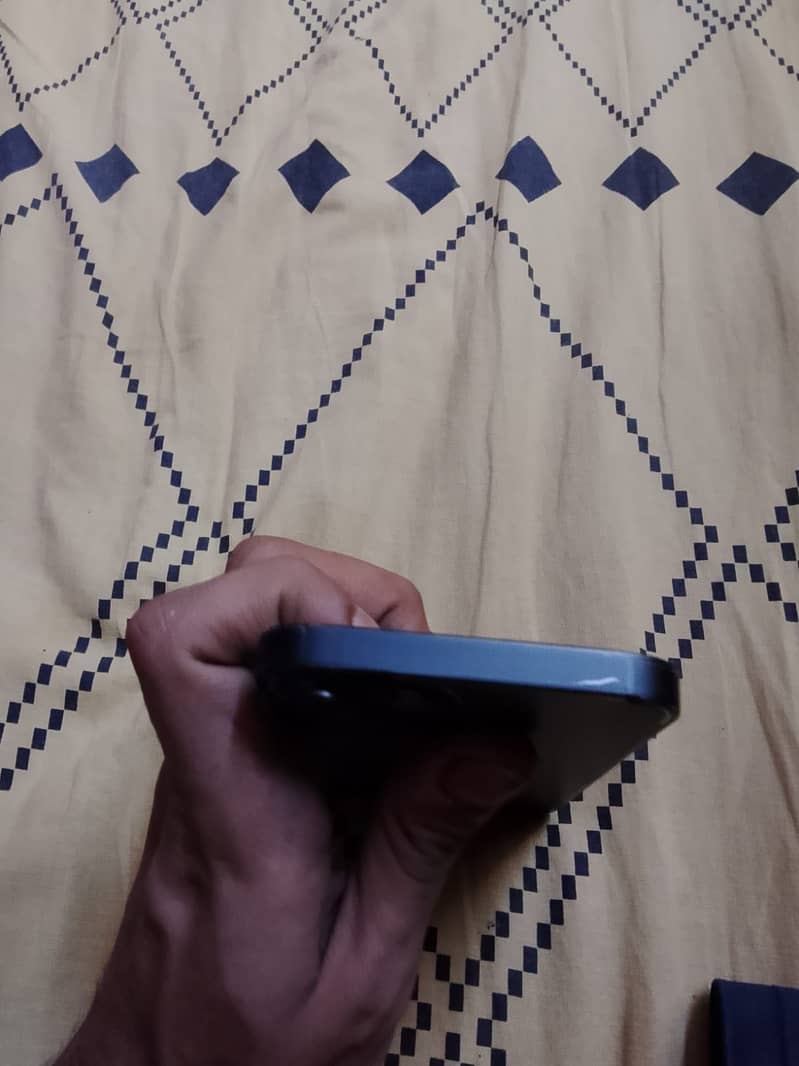 Apple iPhone 14 1