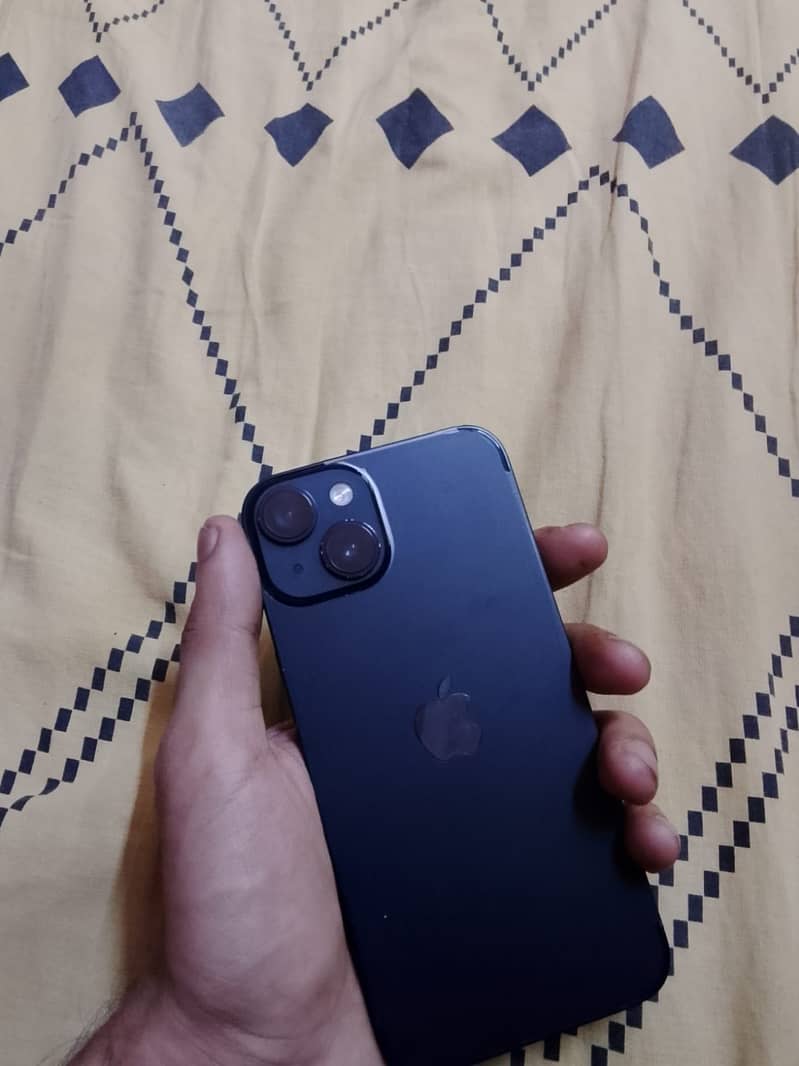 Apple iPhone 14 2
