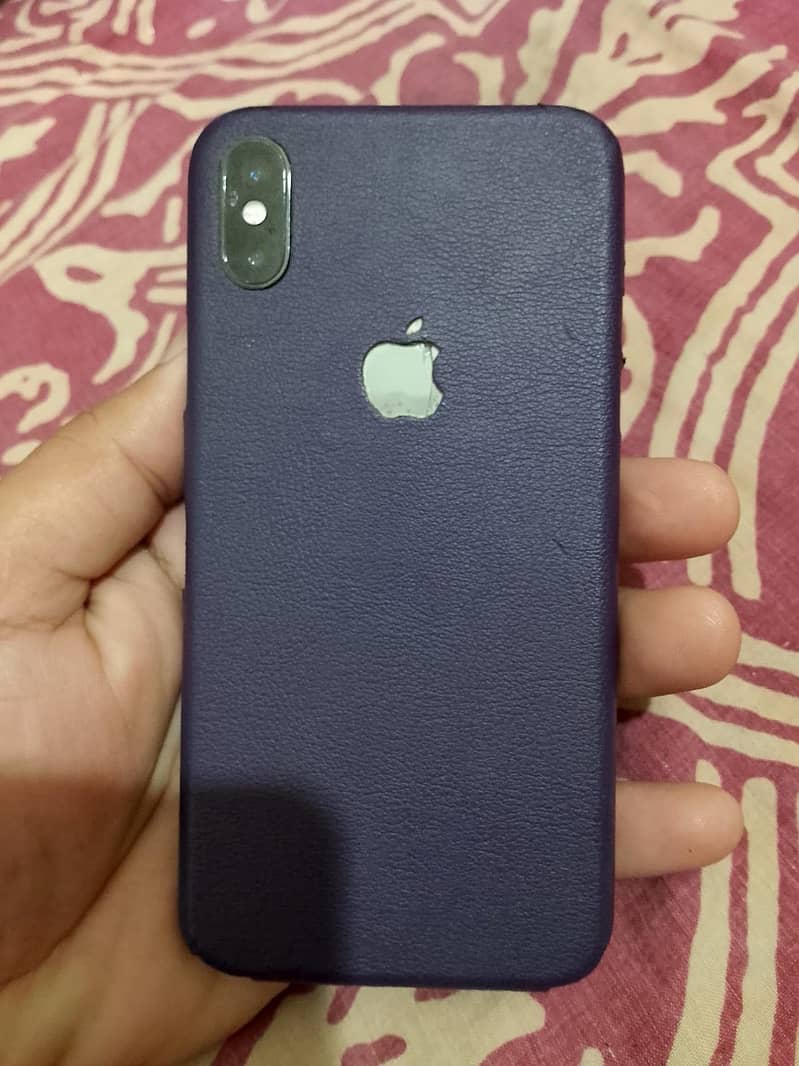 Apple iPhone X 3