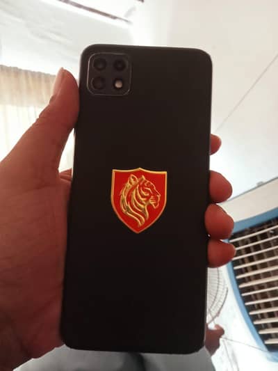Back camera, blood hai