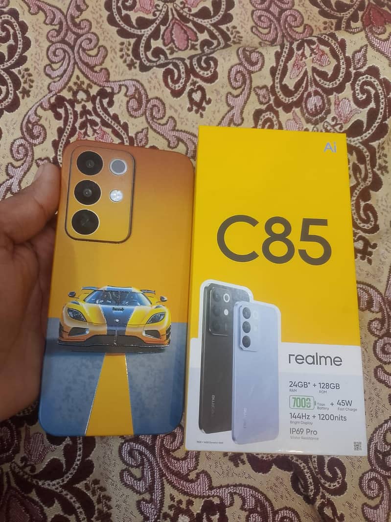 Realme C85 0