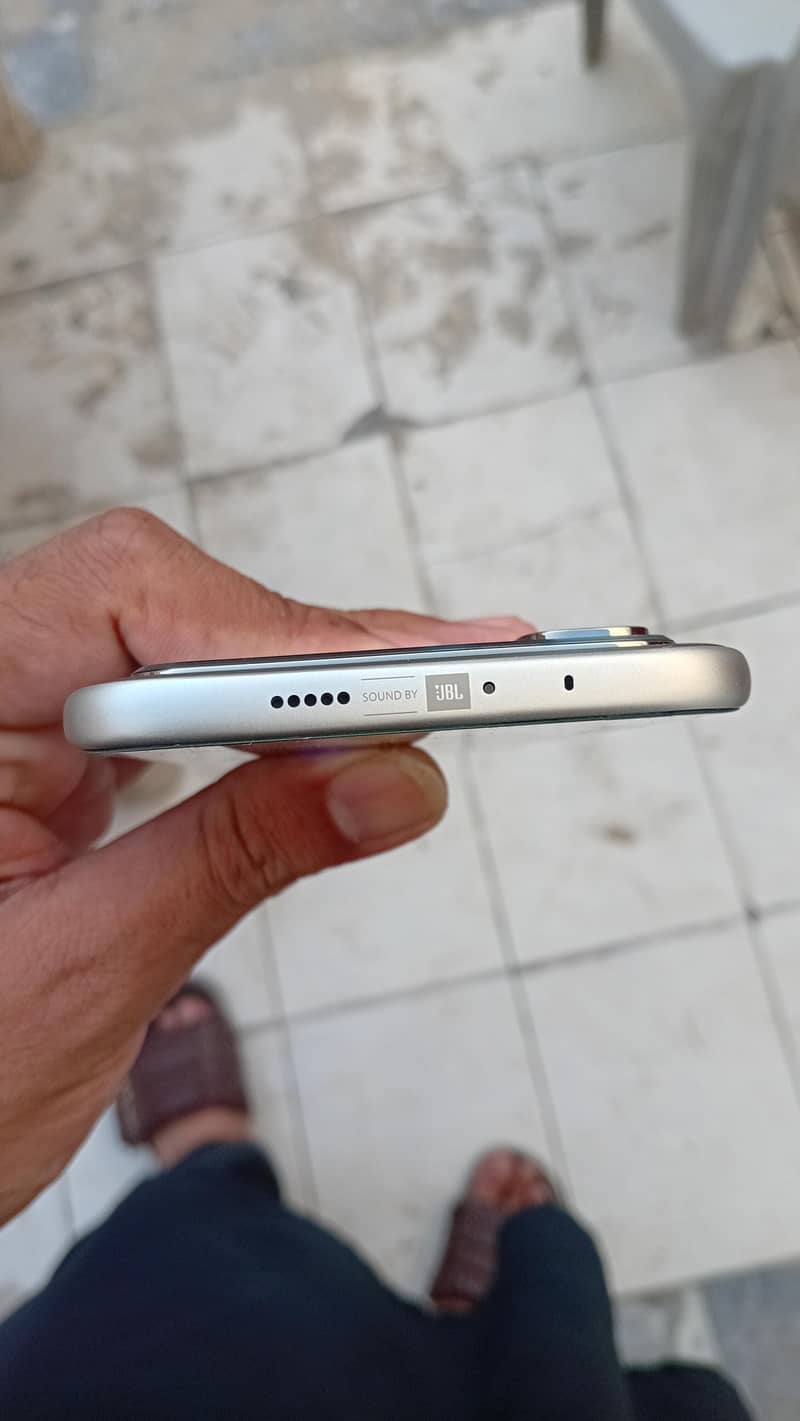 Infinix Note Edge 5