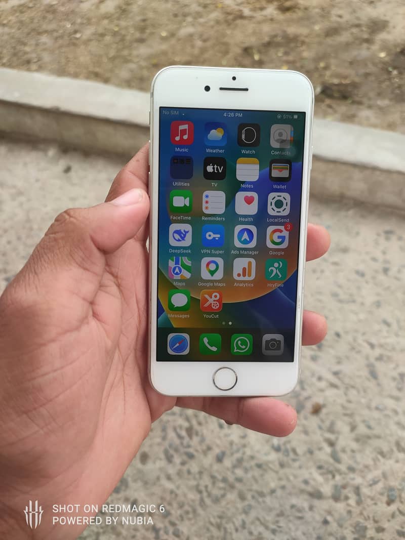 Apple iPhone 8 2