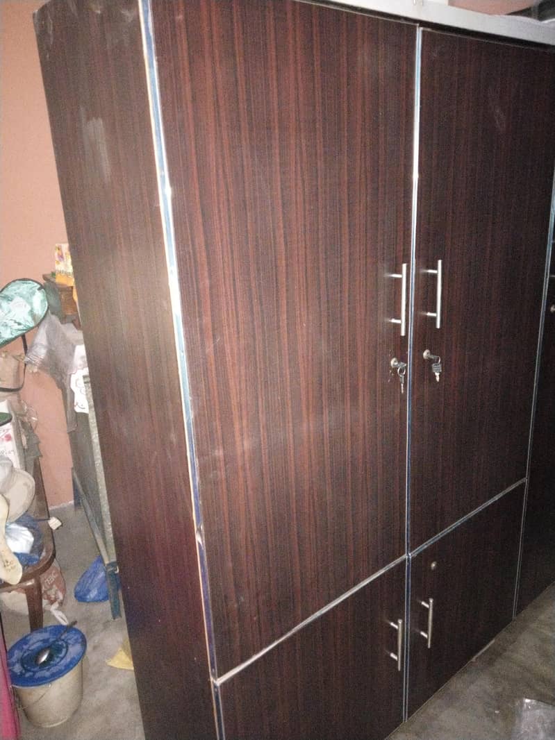 Clothes almari 3 side 3