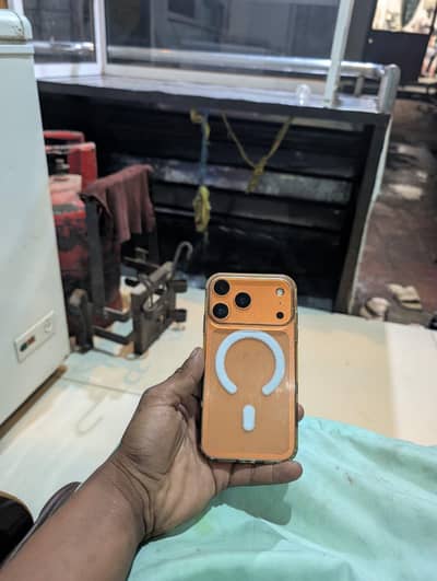 Apple iPhone XR into 17pro mix exchange and sell