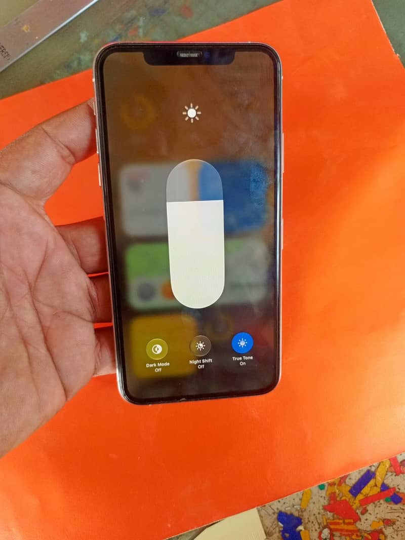 Apple iPhone 11 Pro Max 2