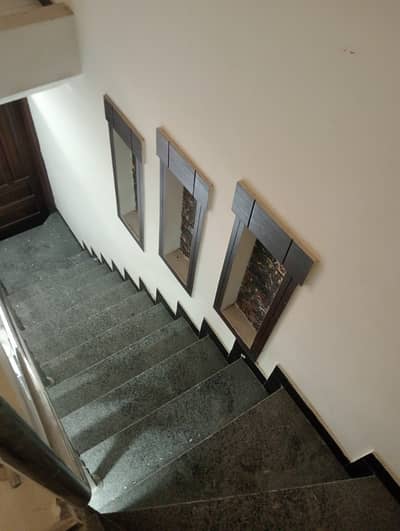 4marla 4beds neat and clean house corner house for sale in G 13 1 islamabad