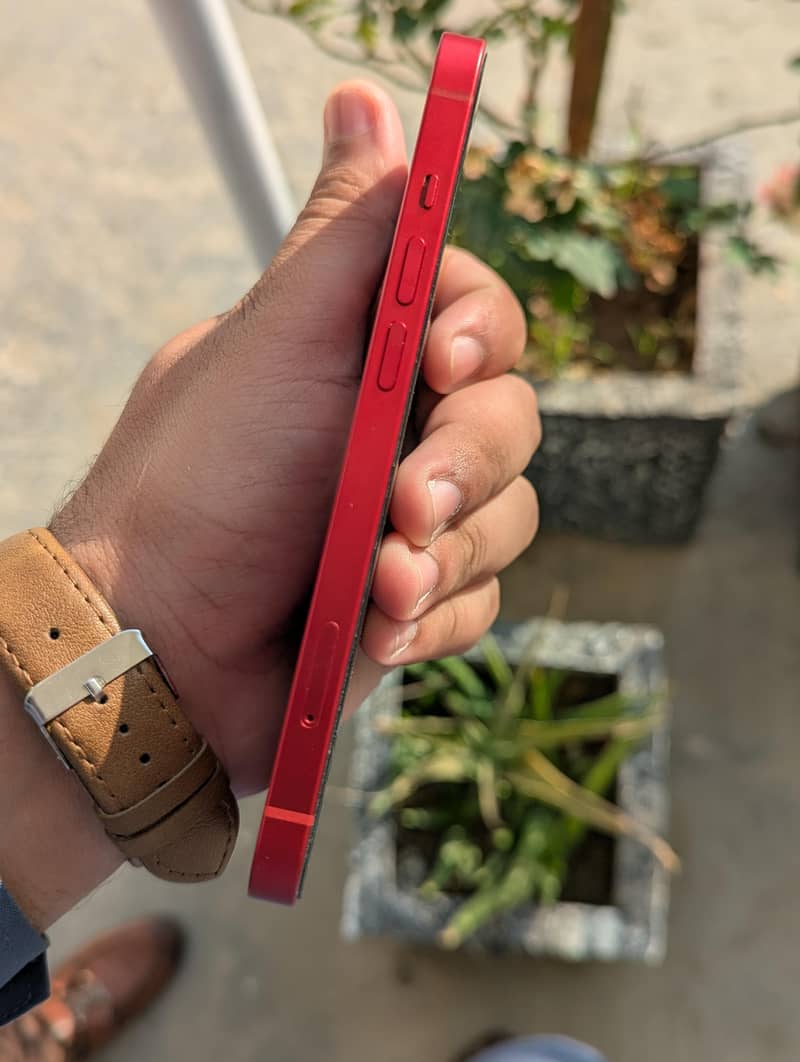 Apple iPhone 13 jv 6