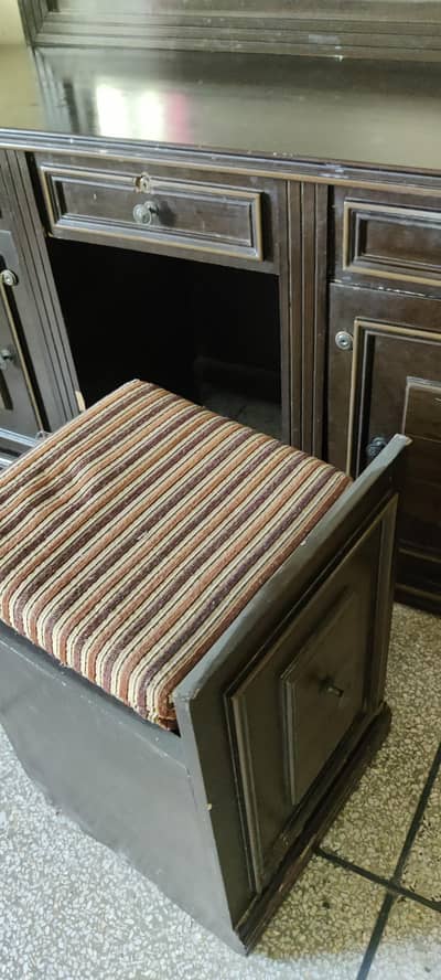 dressing table / console  and two side tables