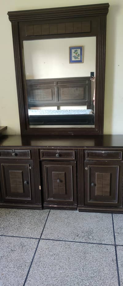 dressing table / console  and two side tables