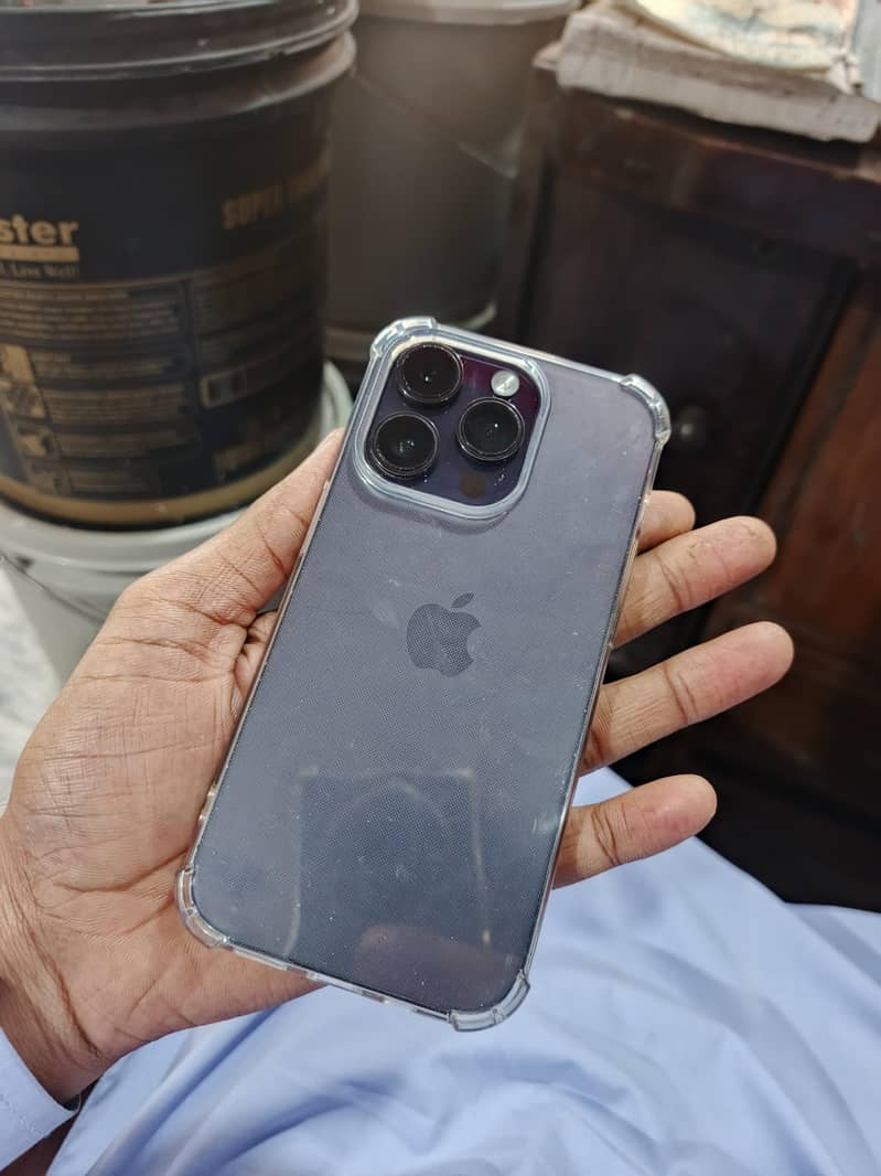Apple iPhone 14 Pro 2