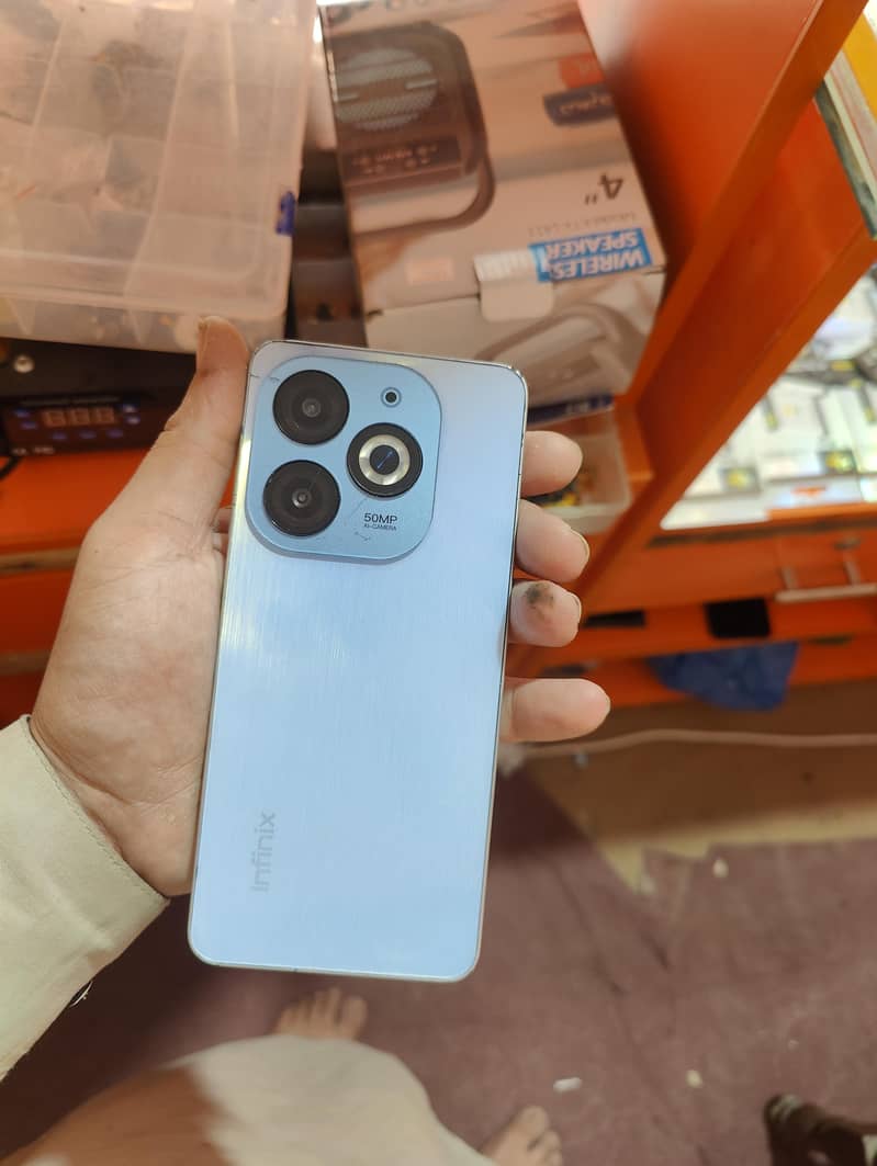 Infinix Smart 8 1