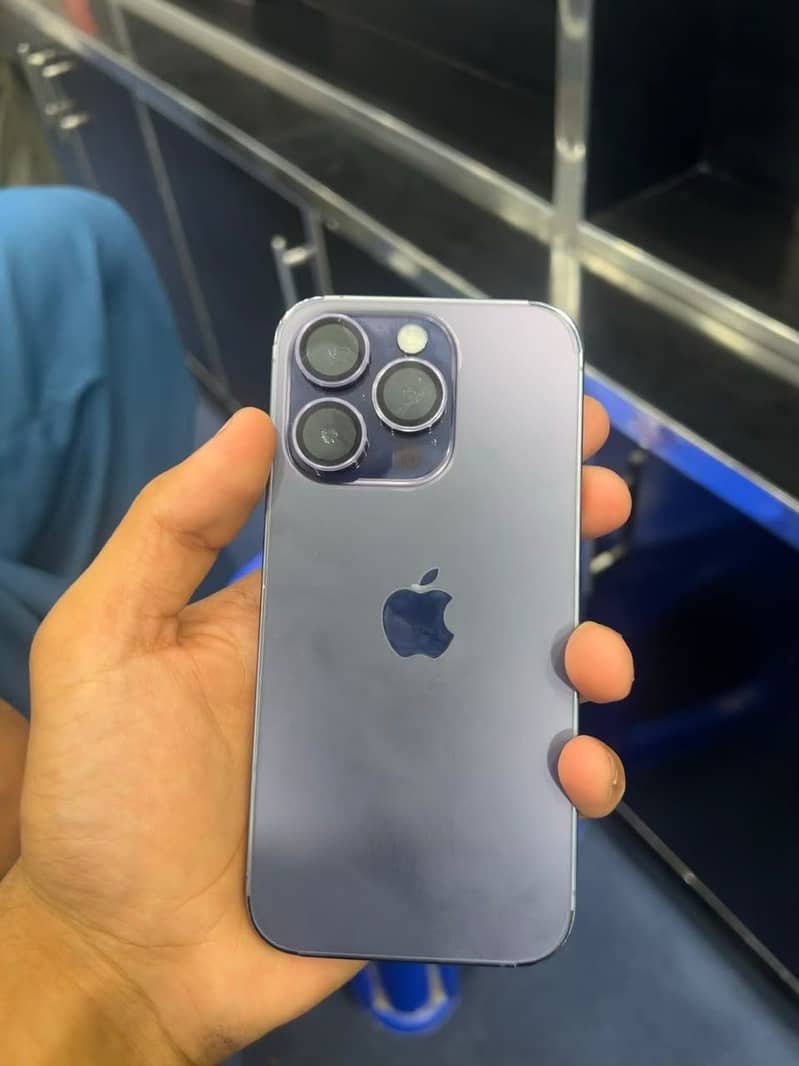 iPhone 14 Pro 0