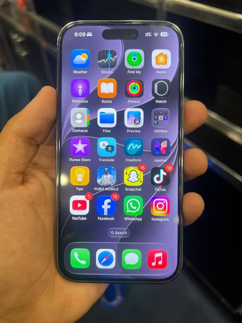 iPhone 14 Pro 1