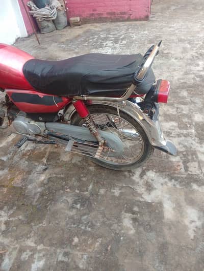 Road King 70cc 2025 Model Red - For Sale in Gujar Khan - 37k