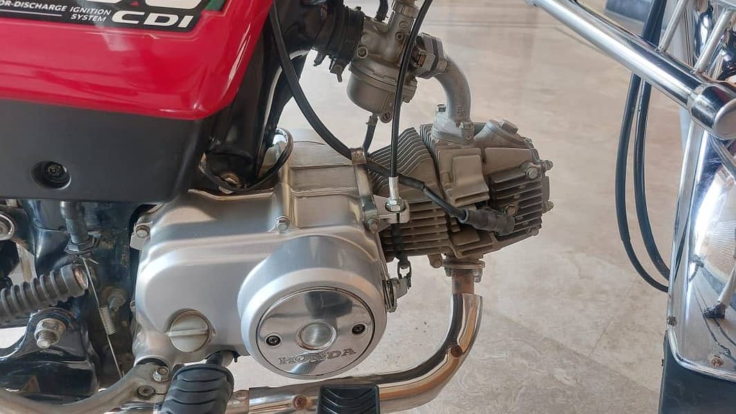Honda CD 70 4