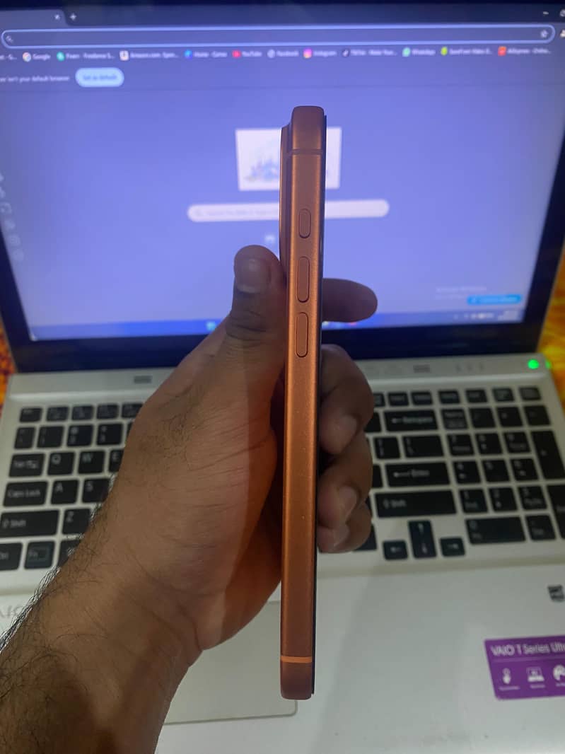 Apple iPhone 17 Pro Max 3